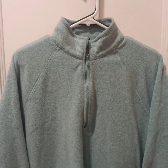 Eddie Bauer women's pullover long sleeves Sweater. Size Large - Picture 2 of 16